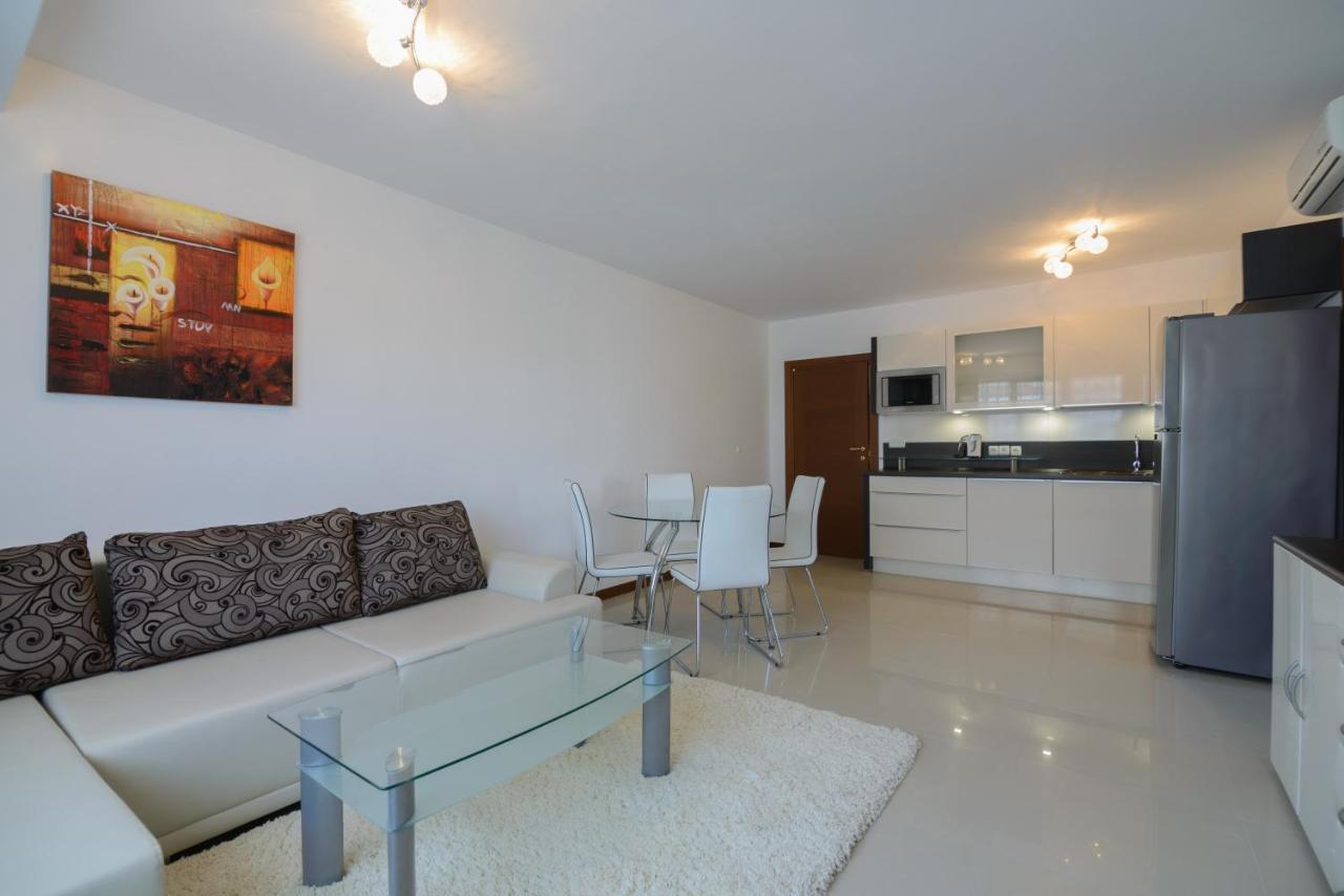 Mia Cassa Apartment สวิติ วลัส ภายนอก รูปภาพ