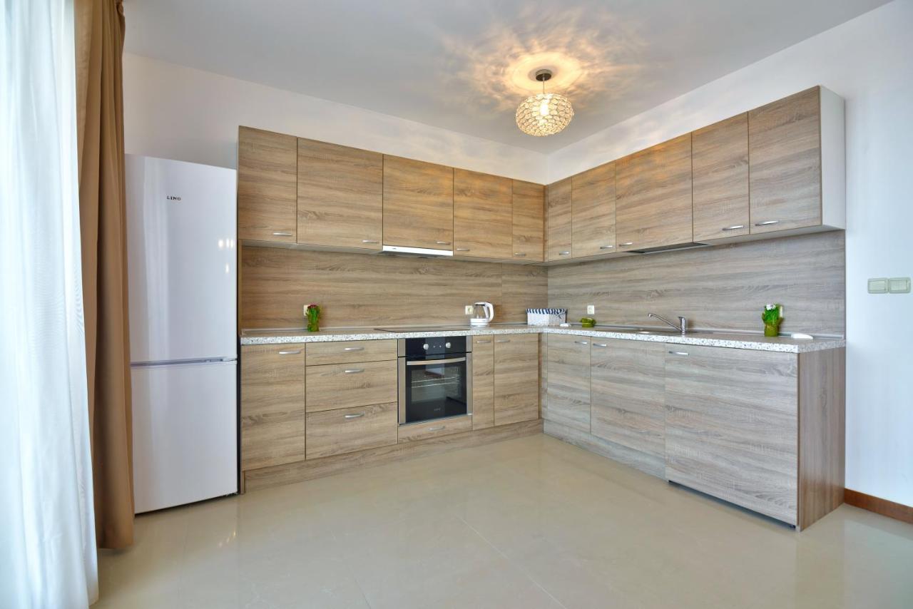 Mia Cassa Apartment สวิติ วลัส ภายนอก รูปภาพ