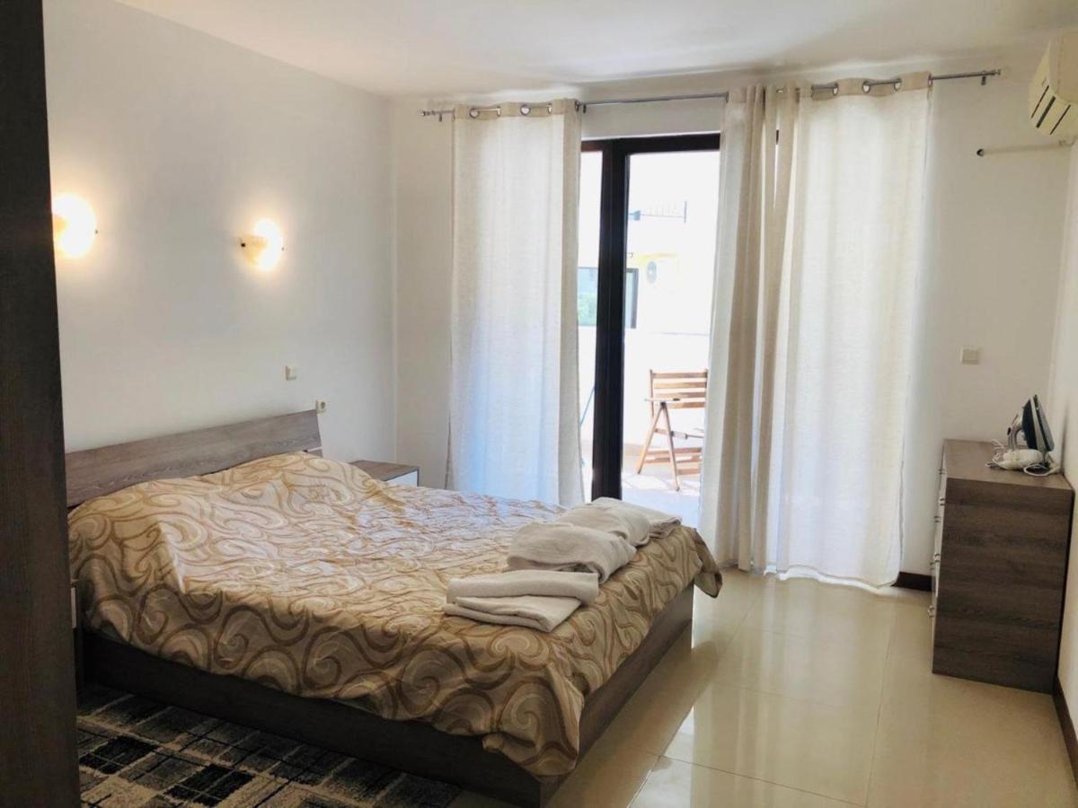 Mia Cassa Apartment สวิติ วลัส ภายนอก รูปภาพ